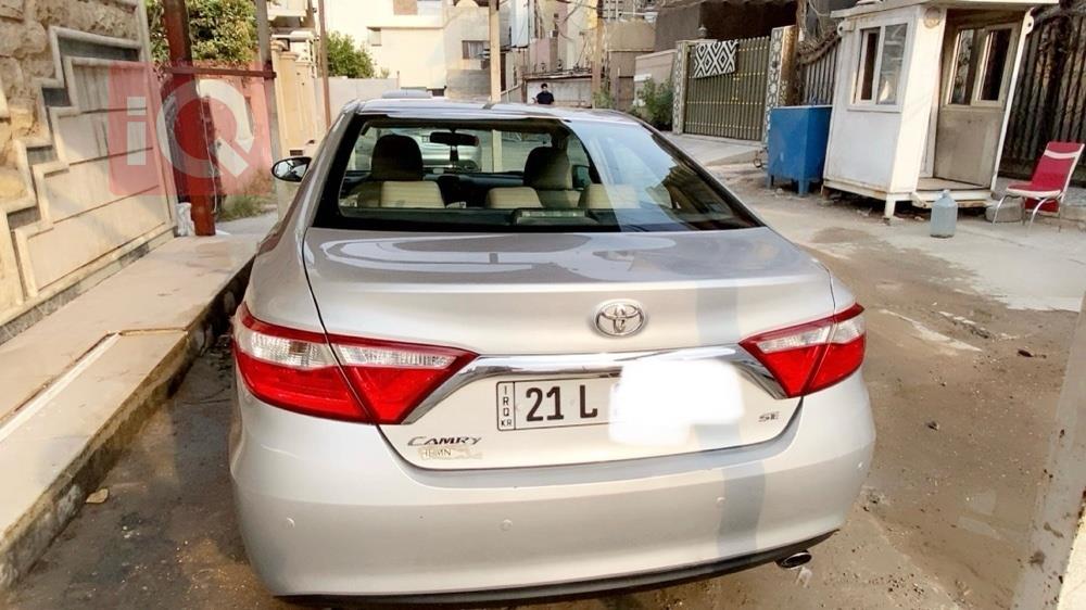 تۆیۆتا کامری